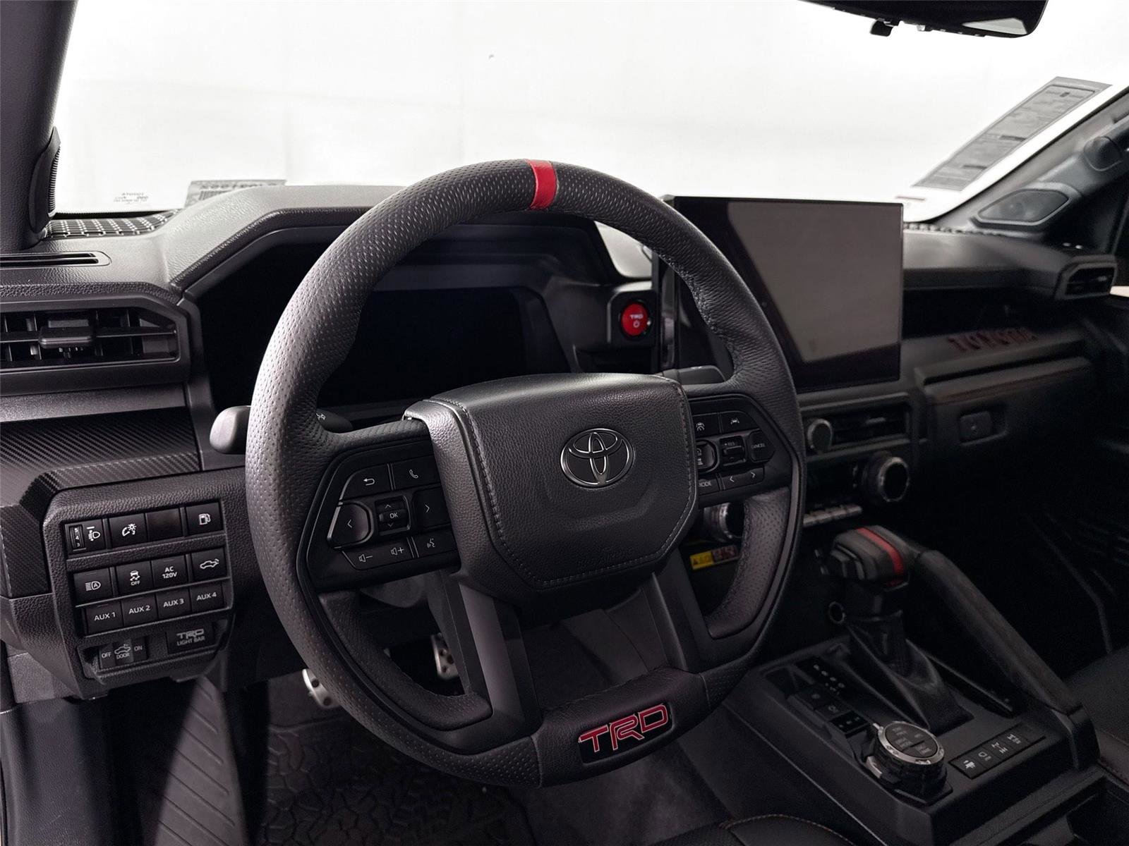 Used 2025 Toyota Tacoma TRD Pro AWD/4WD image 4