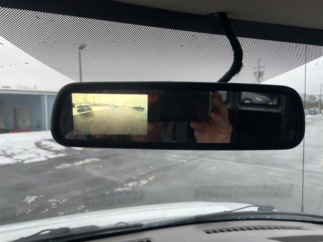 Used 2019 Chevrolet Express 2500 w/ Enhanced Convenience Package image 3