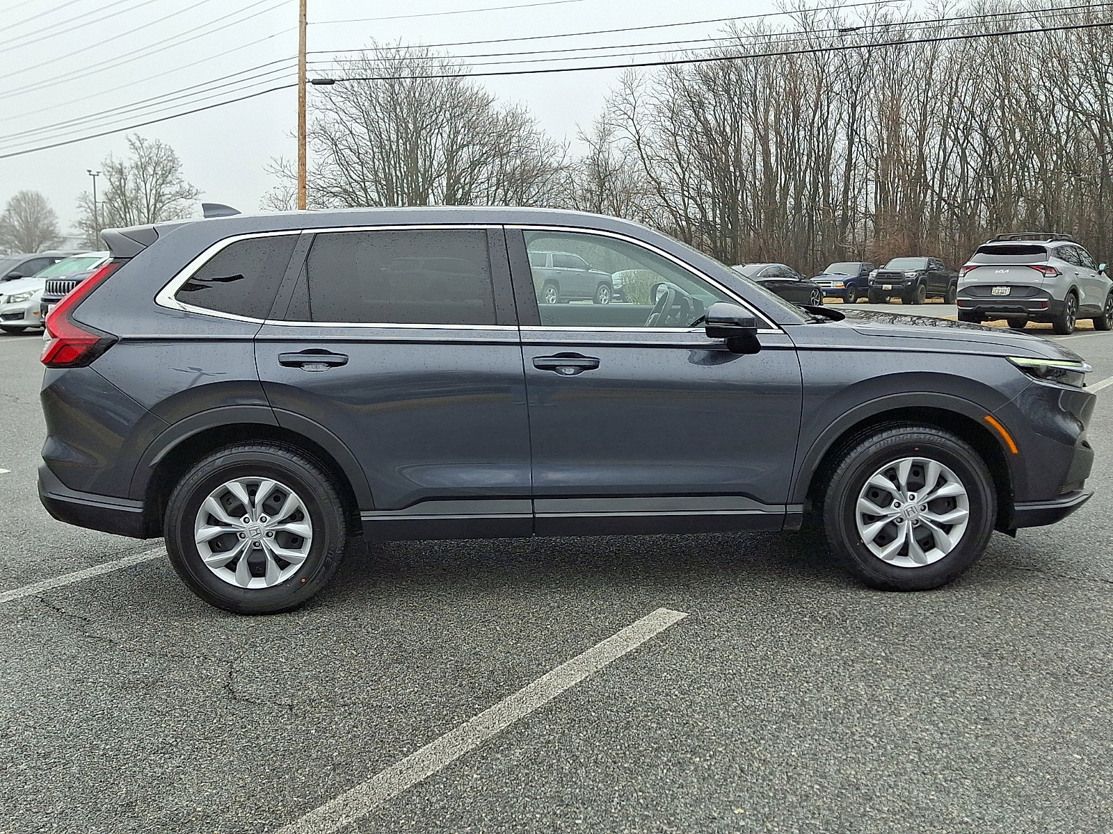 Used 2025 Honda CR-V LX image 7