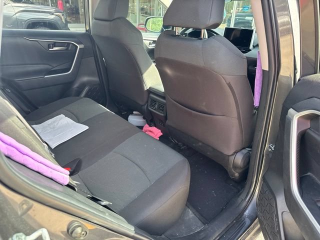 Used 2023 Toyota RAV4 XLE FWD image 14