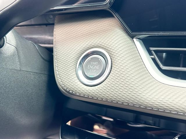 New 2026 Chevrolet Equinox LT w/ Convenience Package II image 15