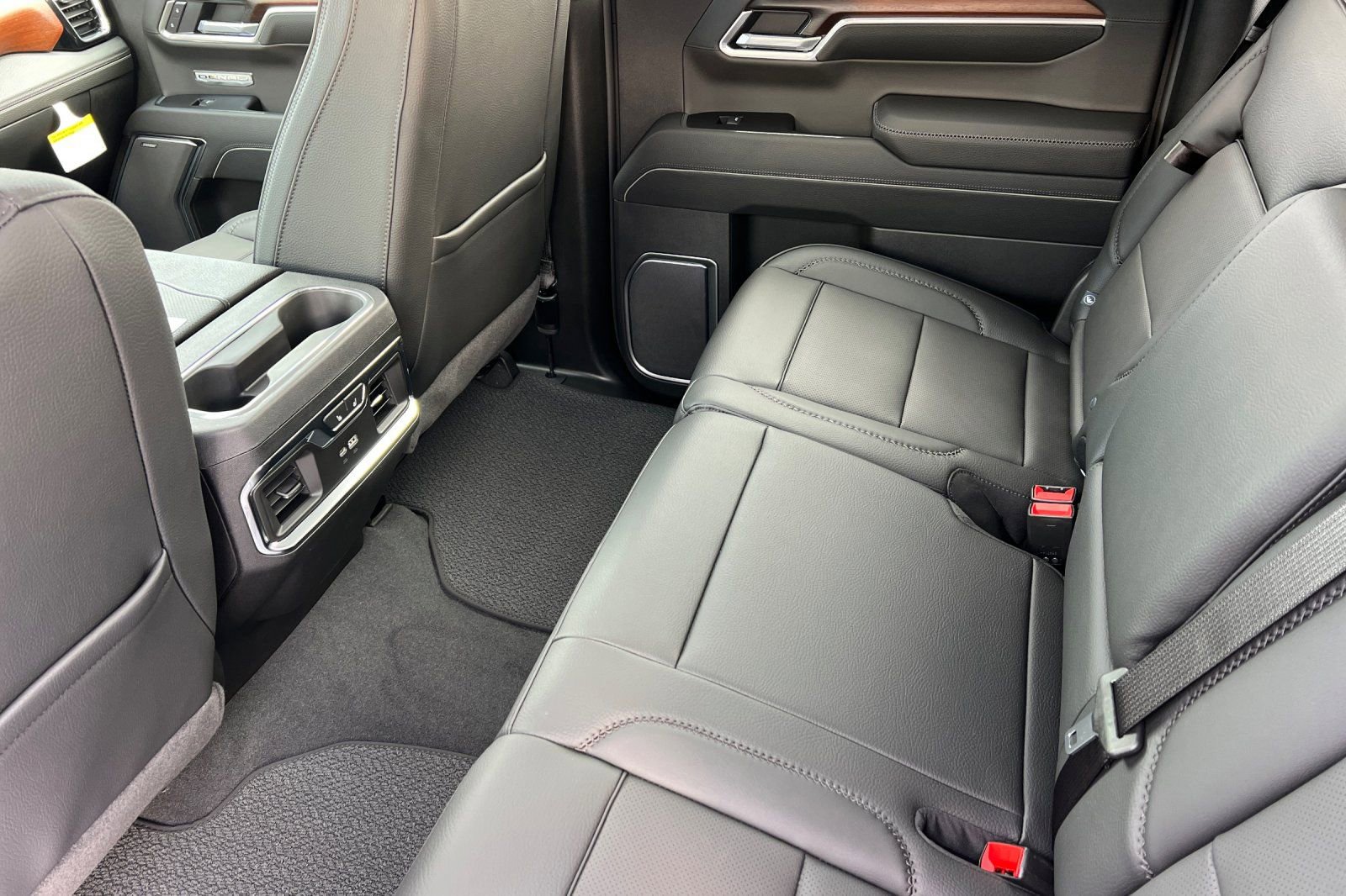 New 2026 GMC Sierra 1500 Denali image 10
