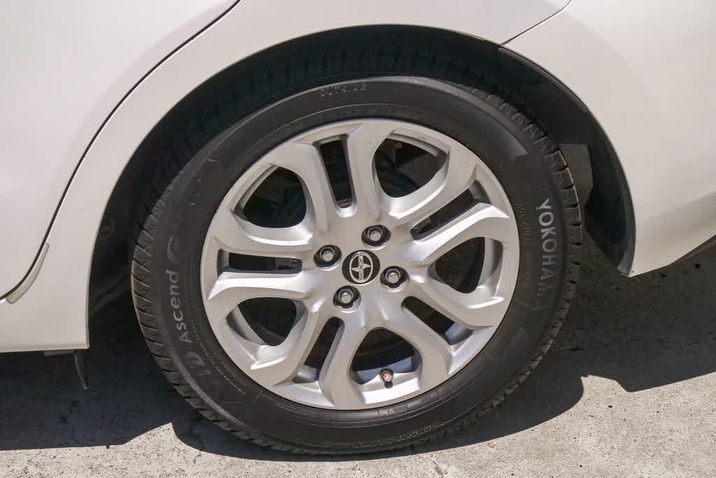 Used 2016 Scion iA FWD image 6