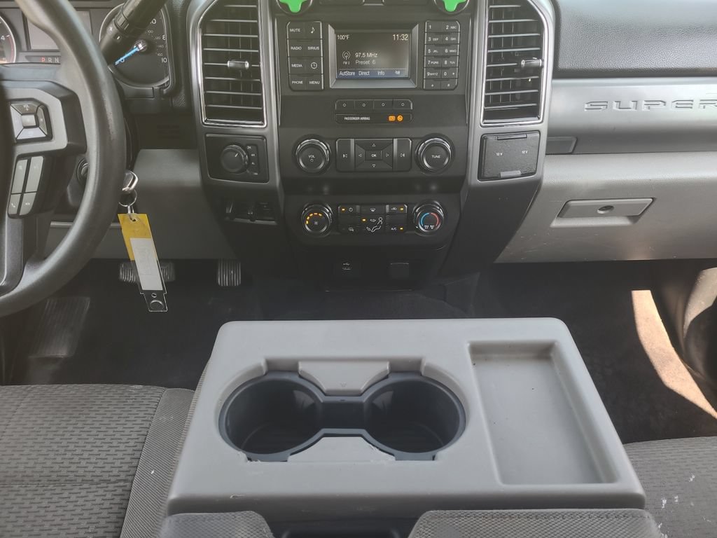 Used 2019 Ford F350 XLT AWD/4WD image 11