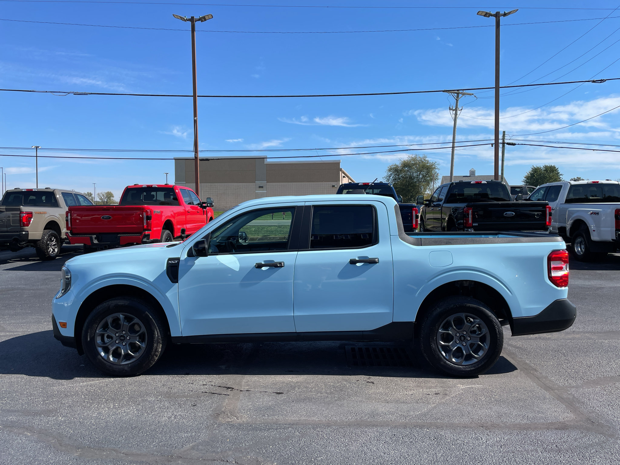 New 2026 Ford Maverick XLT w/ Equipment Group 301A AWD/4WD image 5
