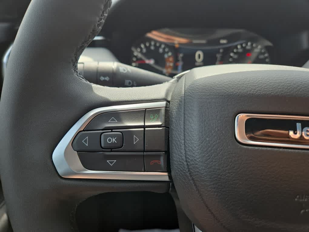 Used 2024 Jeep Compass Limited AWD/4WD image 32