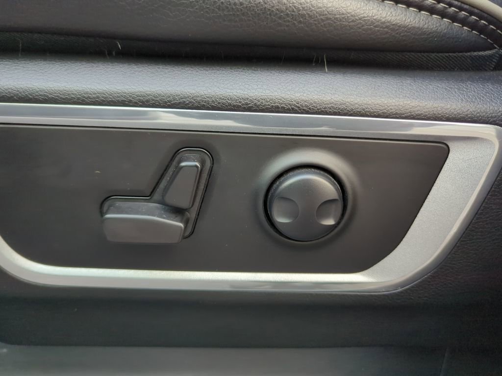 Used 2023 RAM 1500 Laramie image 38