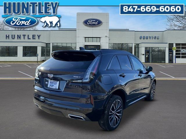 Used 2024 Cadillac XT4 Sport image 5
