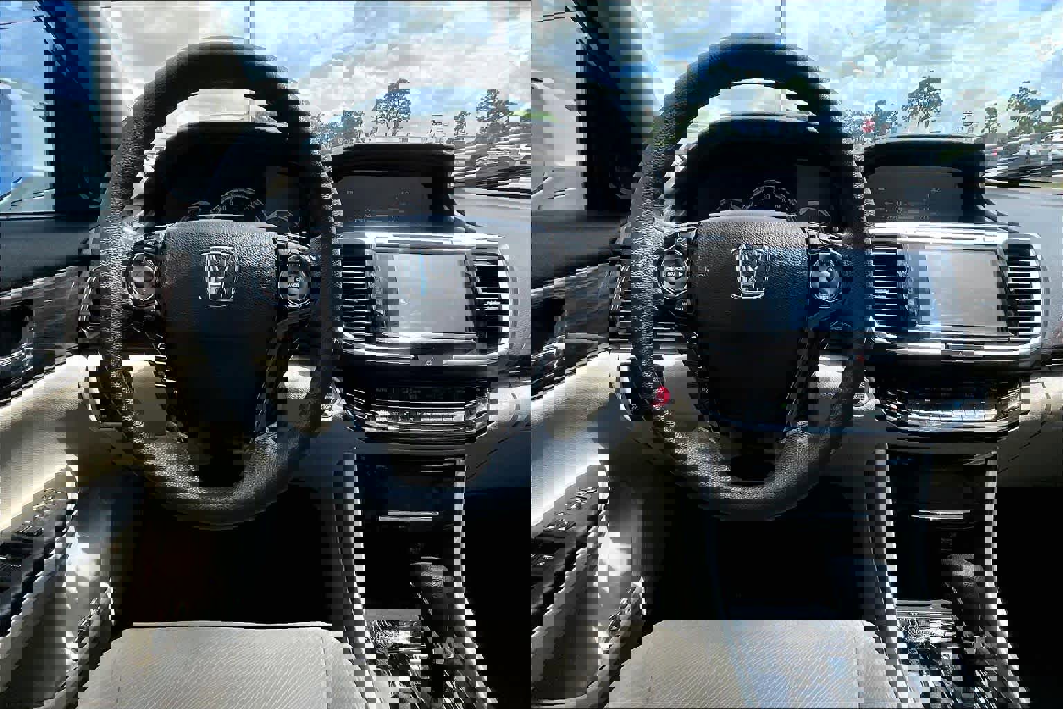 Used 2016 Honda Accord EX image 6