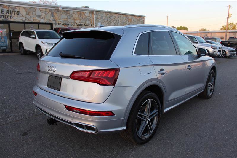 Used 2018 Audi SQ5 Premium Plus w/ Navigation Package image 7