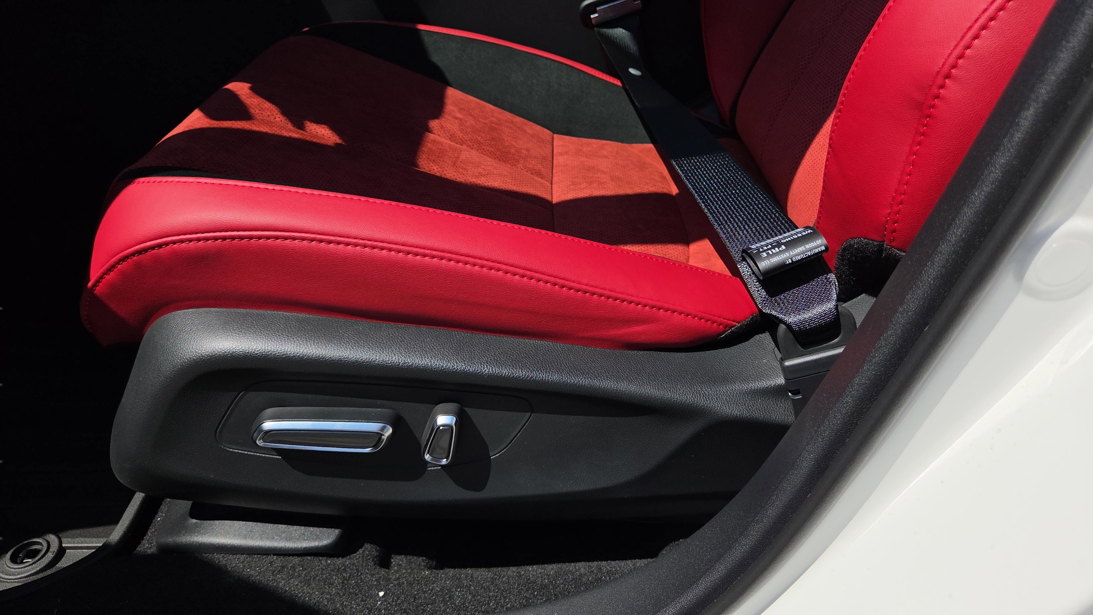 New 2026 Acura ADX A-Spec image 10