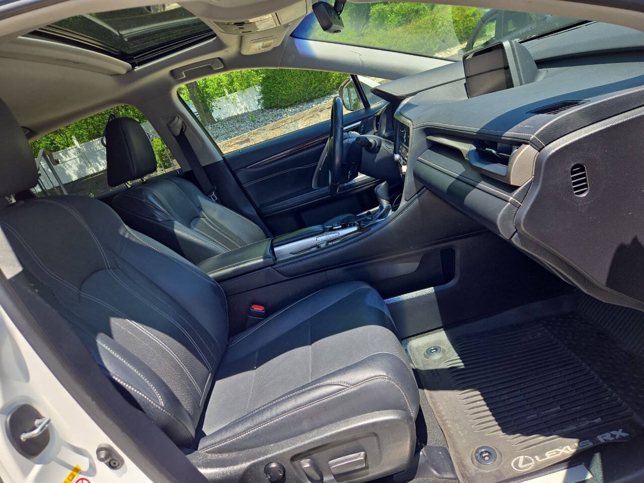 Used 2019 Lexus RX 350 AWD w/ Navigation Package image 23