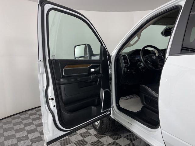 Used 2024 RAM 2500 Laramie image 17