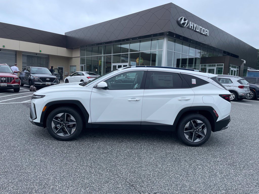 New 2026 Hyundai Tucson SEL w/ Tow & Go Package AWD/4WD image 3