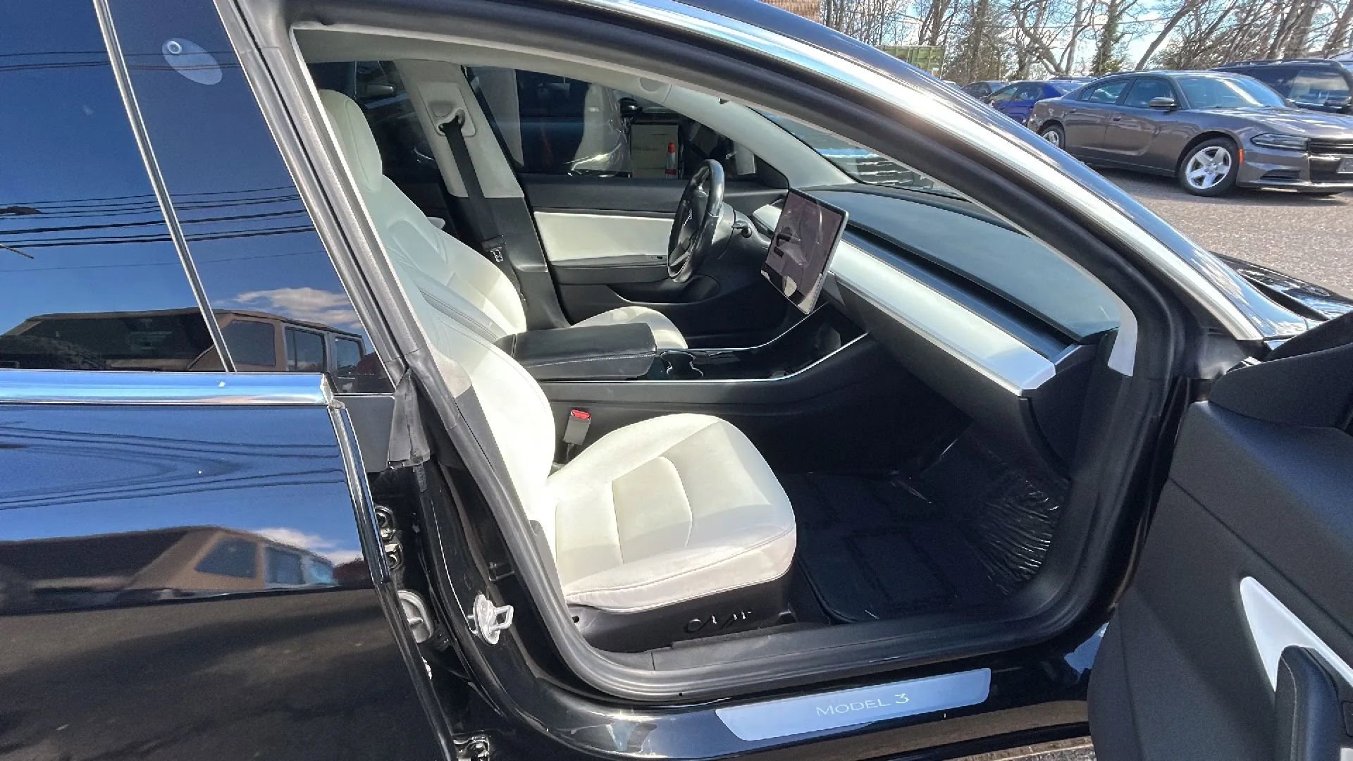 Used 2019 Tesla Model 3 Performance image 14