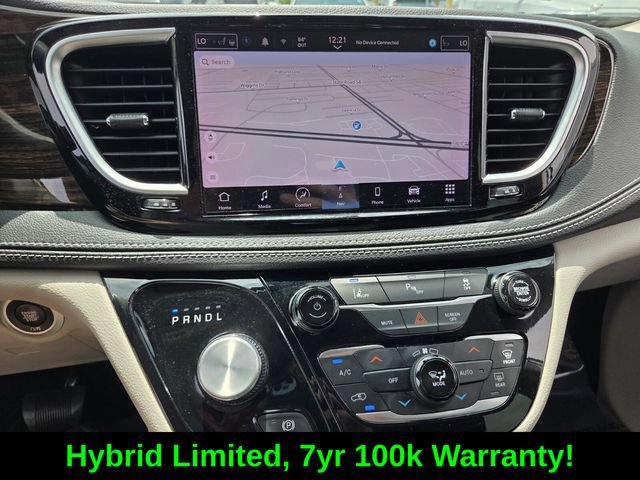 Used 2023 Chrysler Pacifica Limited FWD image 23