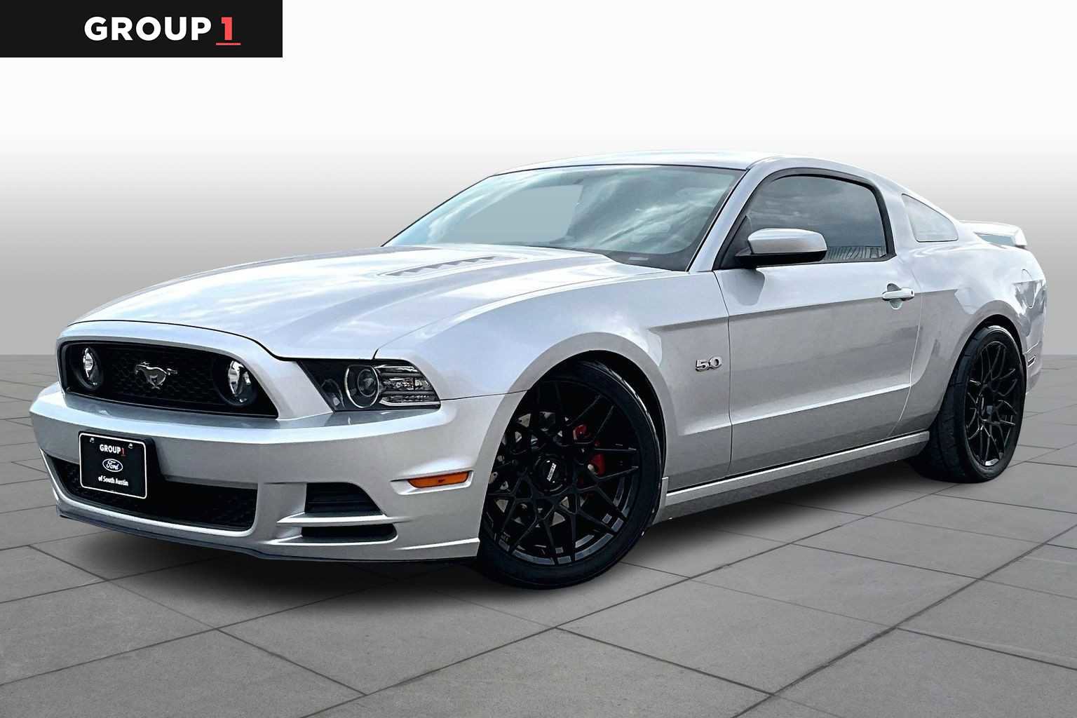 Used 2013 Ford Mustang GT image 1