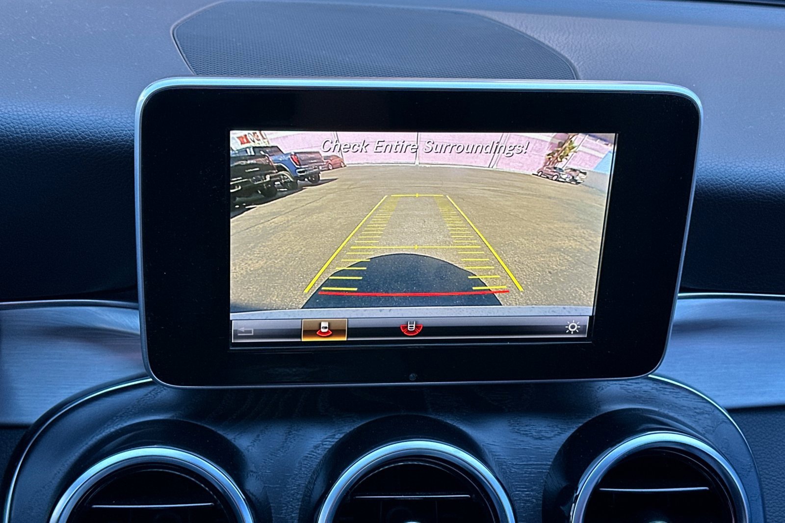 Used 2018 Mercedes-Benz C 300 Sedan image 25