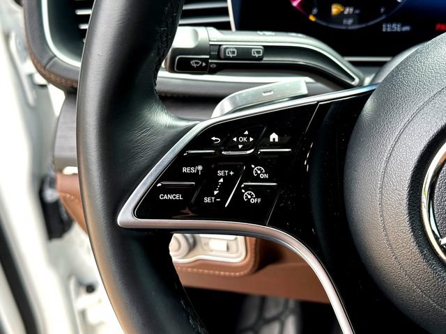 Used 2024 Mercedes-Benz GLE 350 4MATIC image 11