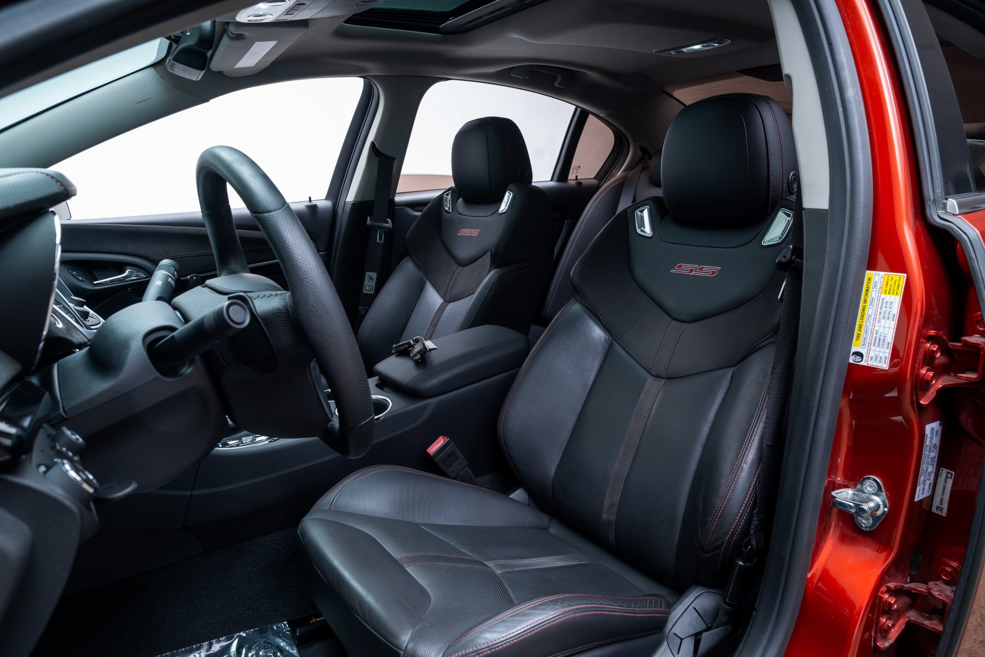 Used 2015 Chevrolet SS RWD image 22