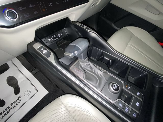 Used 2025 Kia Sorento S FWD image 20