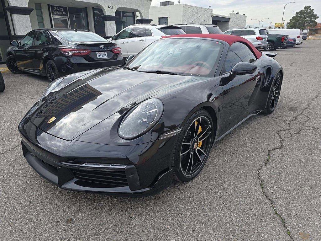 Used 2022 Porsche 911 Turbo S w/ 911 Turbo Sportdesign Package image 2