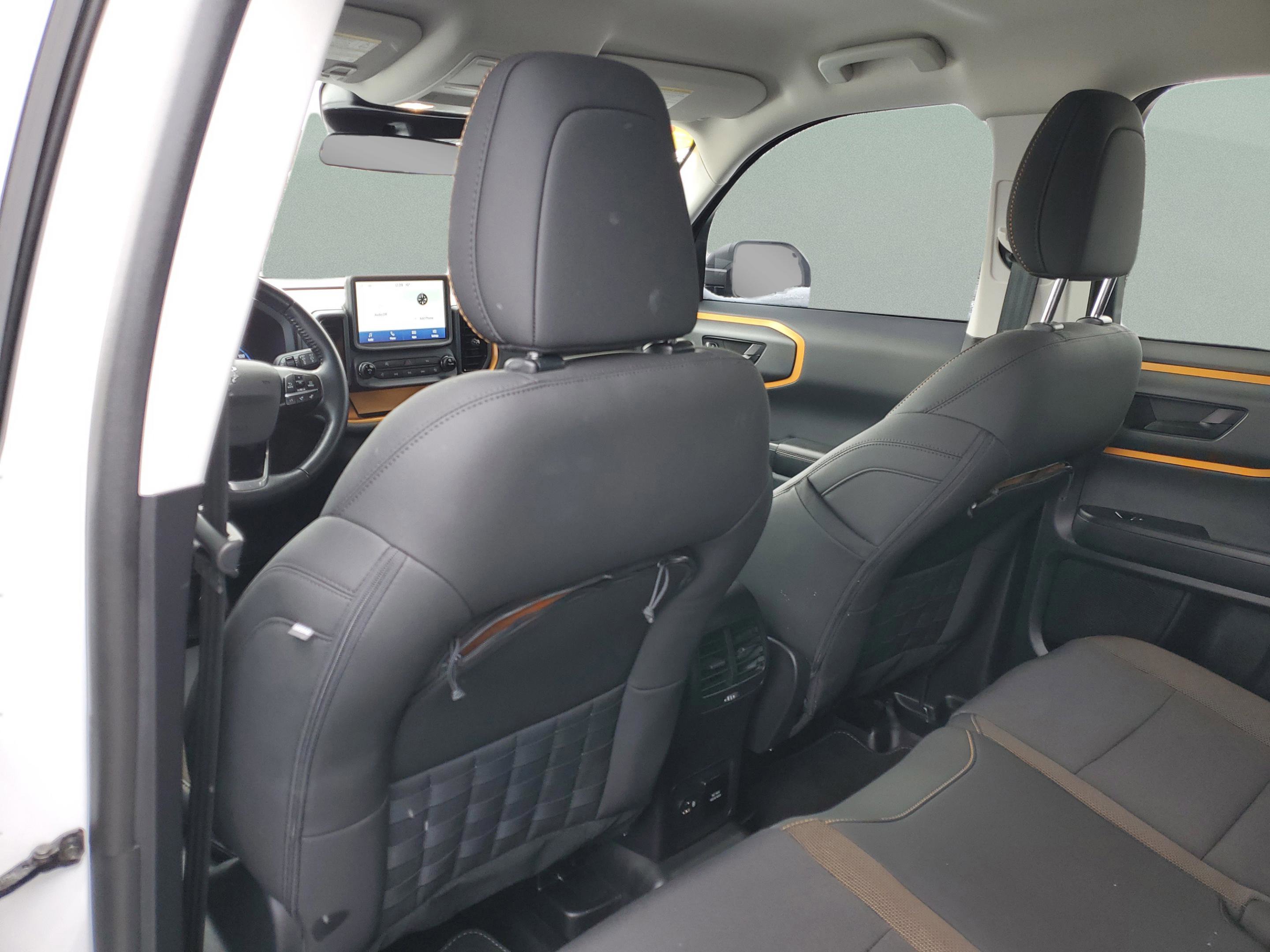 Used 2023 Ford Bronco Sport Badlands image 15