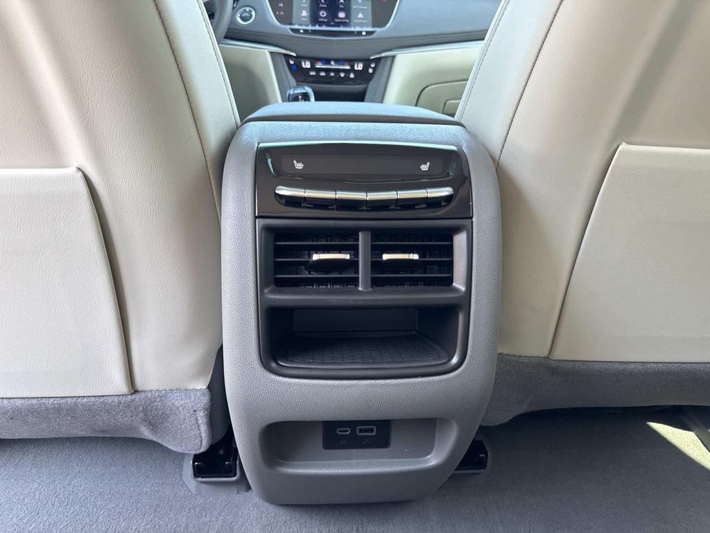 New 2026 Cadillac XT5 Premium Luxury w/ Driver Assist Package FWD image 16