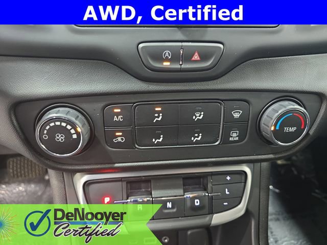 Used 2024 GMC Terrain SLE image 20