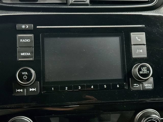 Used 2019 Honda CR-V LX image 18