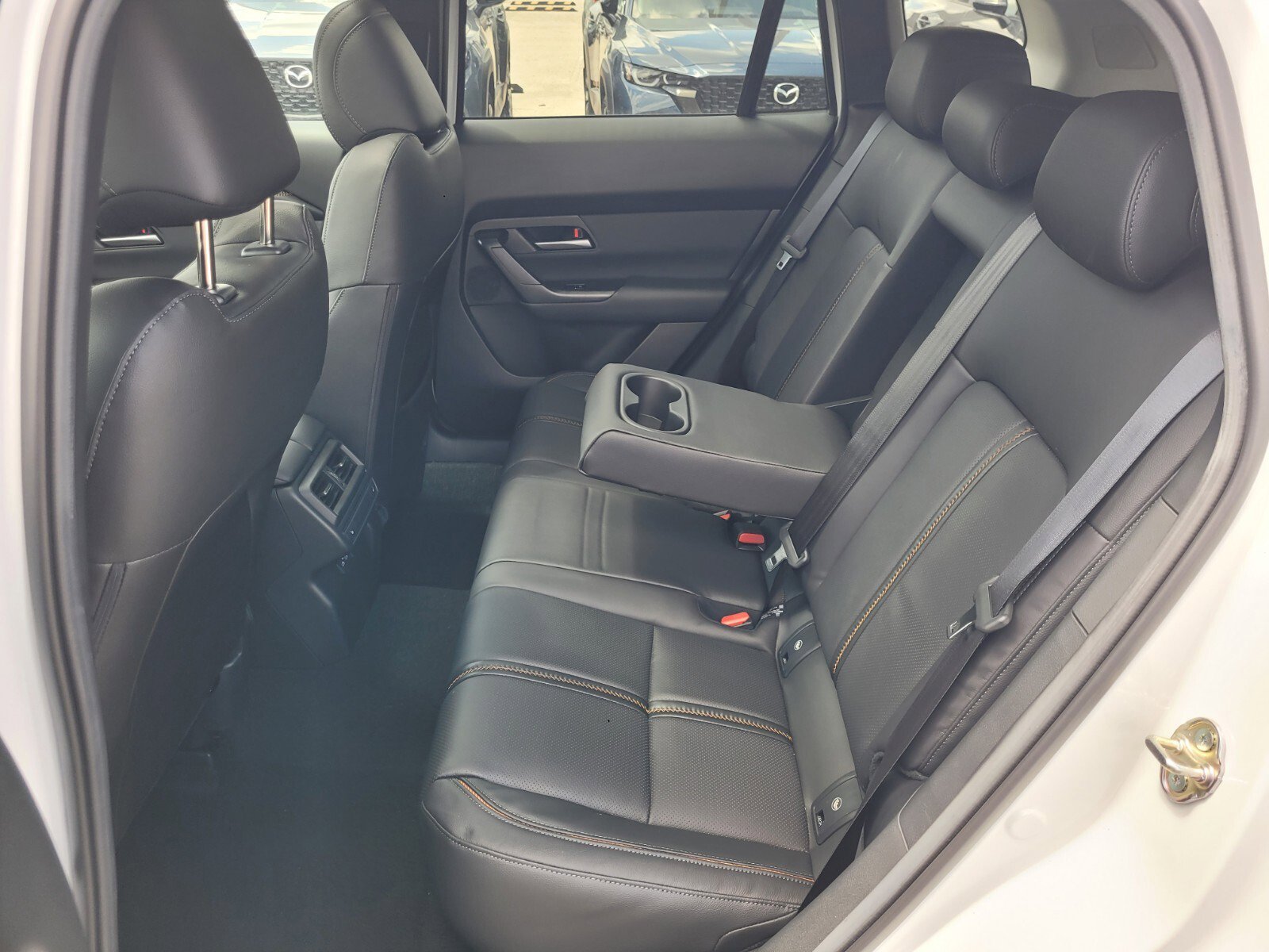 New 2025 MAZDA CX-50 AWD 2.5 Turbo w/ Weather Package image 6