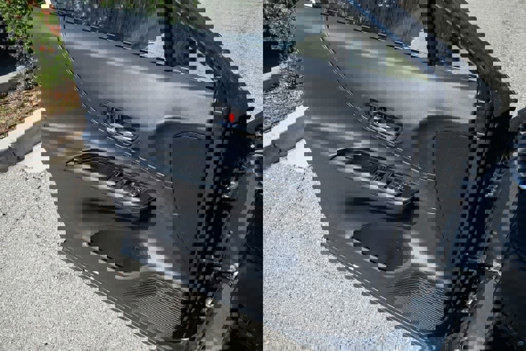 Used 2024 Toyota Venza LE AWD/4WD image 24