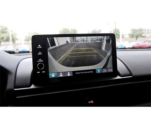 New 2025 Honda Pilot Touring image 21