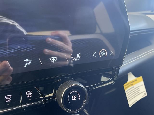 New 2025 Chevrolet Blazer EV LT image 37