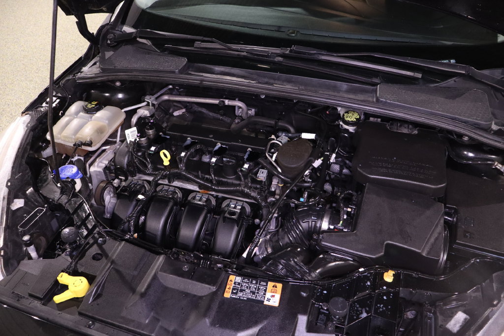 Used 2015 Ford Focus SE FWD image 31
