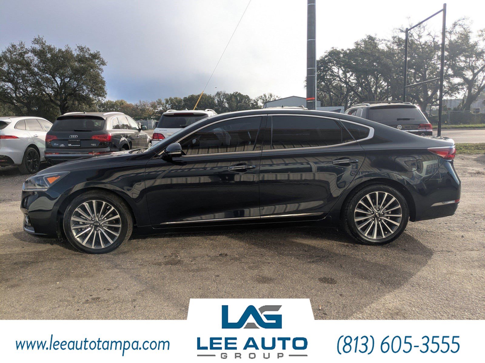 Used 2017 Kia Cadenza Premium image 6