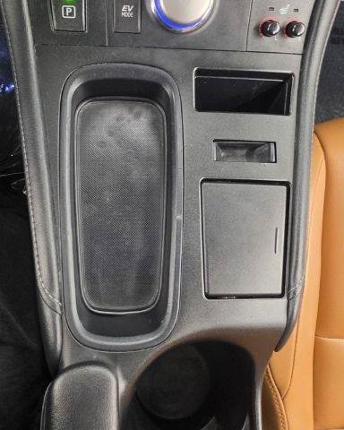 Used 2013 Lexus CT 200h w/ Seat Comfort Pkg FWD image 24