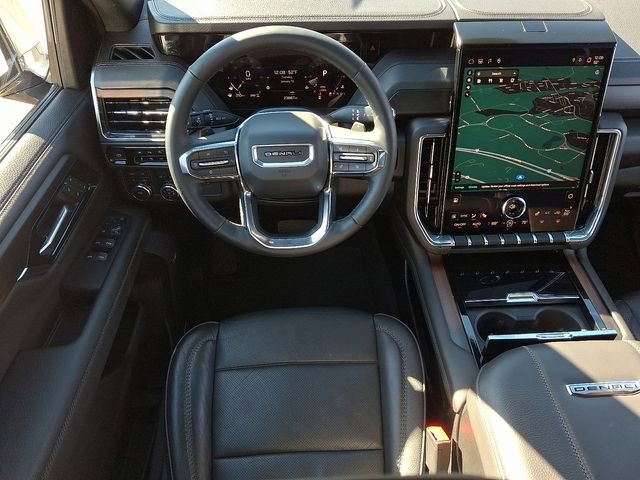 Used 2025 GMC Yukon XL Denali image 11