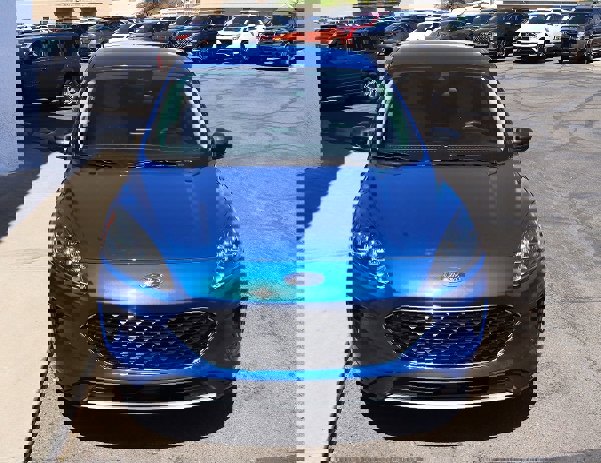 Used 2022 Ford Escape SE image 15