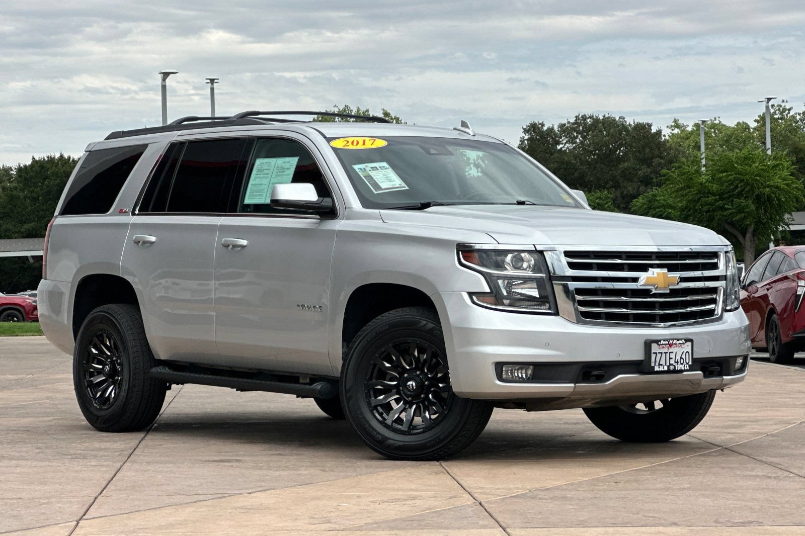 Used 2017 Chevrolet Tahoe LT w/ Luxury Package AWD/4WD video 2