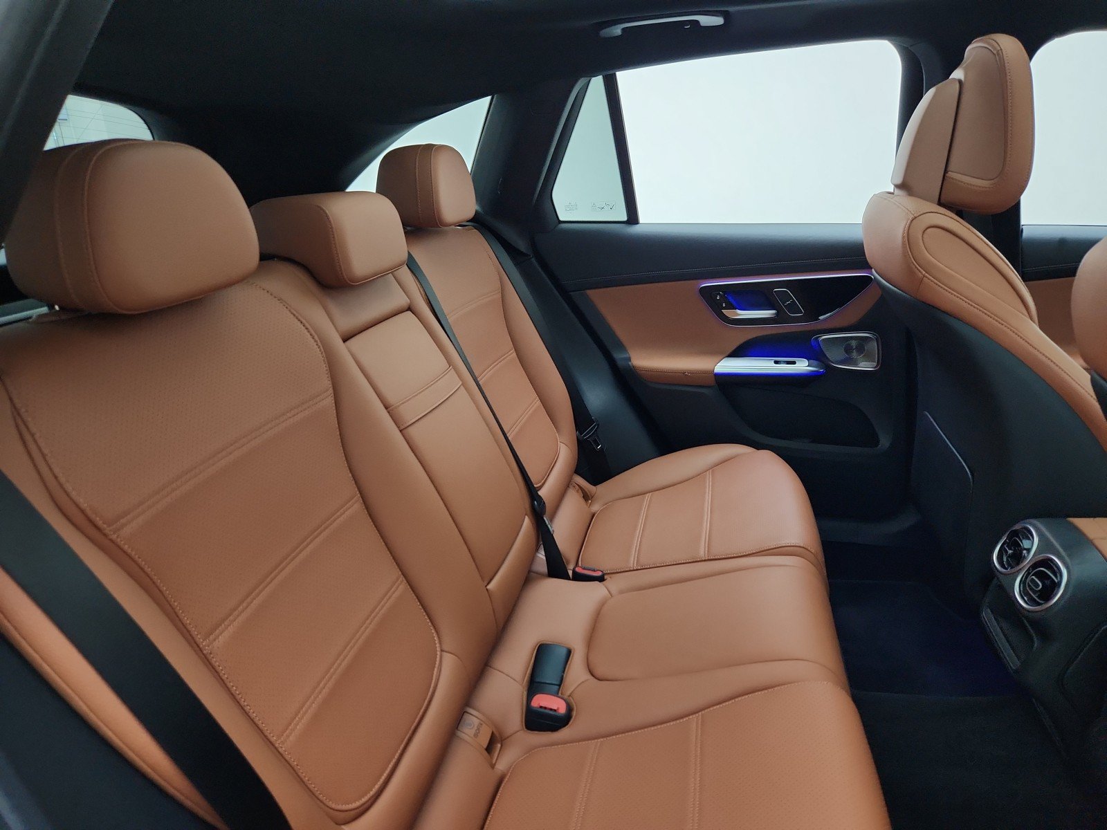 Certified 2023 Mercedes-Benz GLC 300 4MATIC image 32