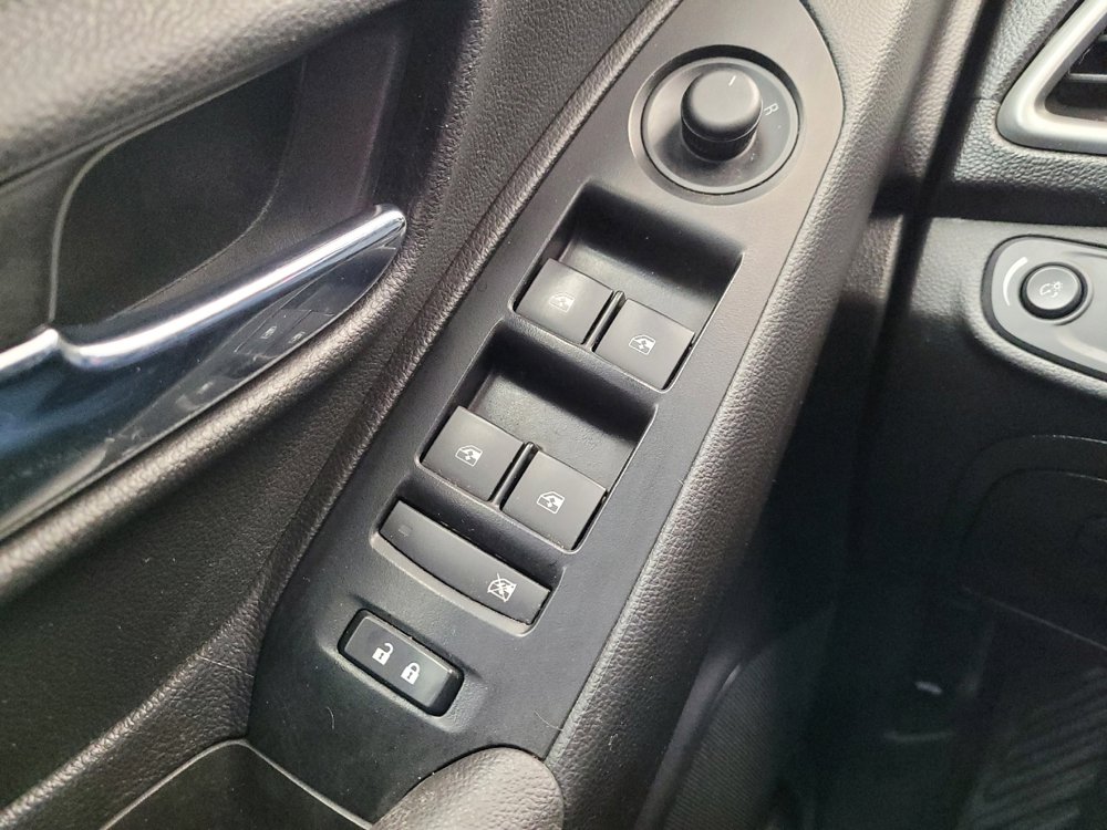 Used 2018 Chevrolet Trax LT w/ LT Convenience Package image 27
