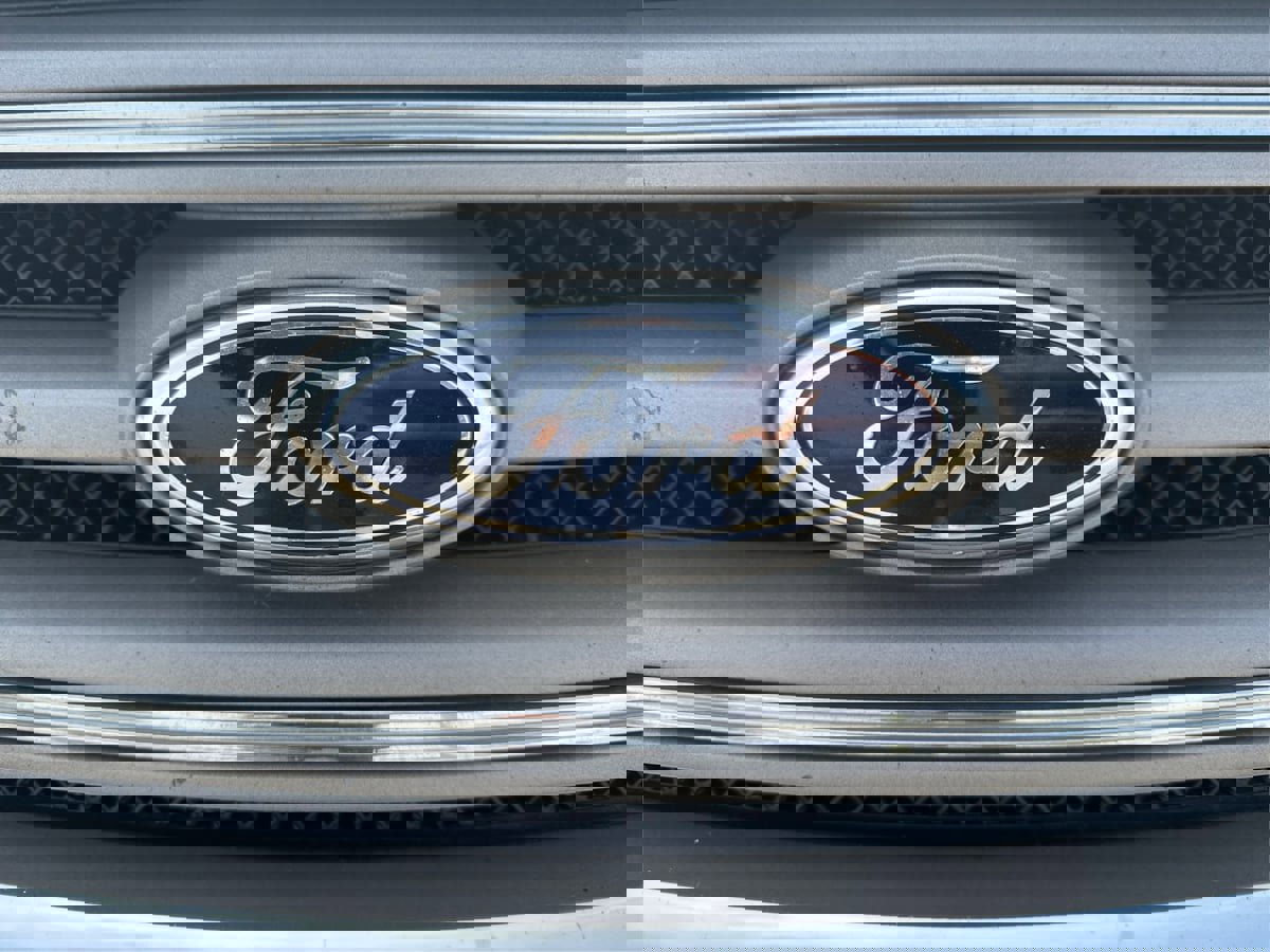 Used 2019 Ford Taurus SEL AWD/4WD image 24