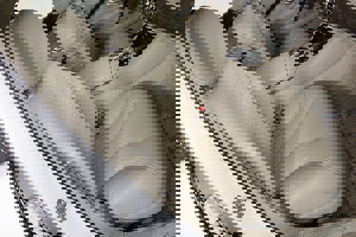 Used 2020 Mercedes-Benz S 560 4MATIC Sedan image 41