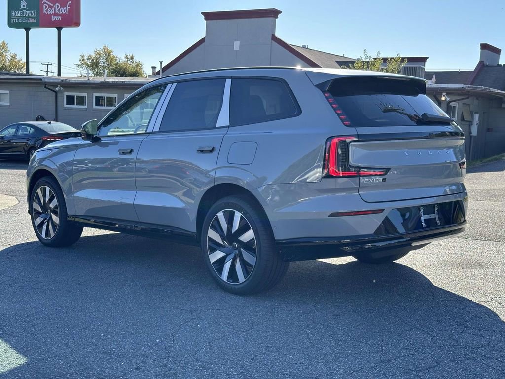 New 2025 Volvo EX90 Plus w/ Protection Package Premier image 20