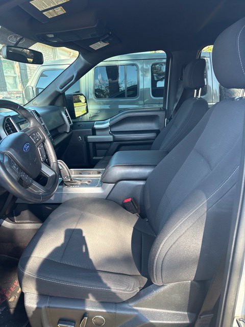 Used 2017 Ford F150 XLT w/ Equipment Group 302A Luxury AWD/4WD image 29