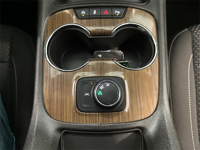 Certified 2023 GMC Acadia SLE image 23