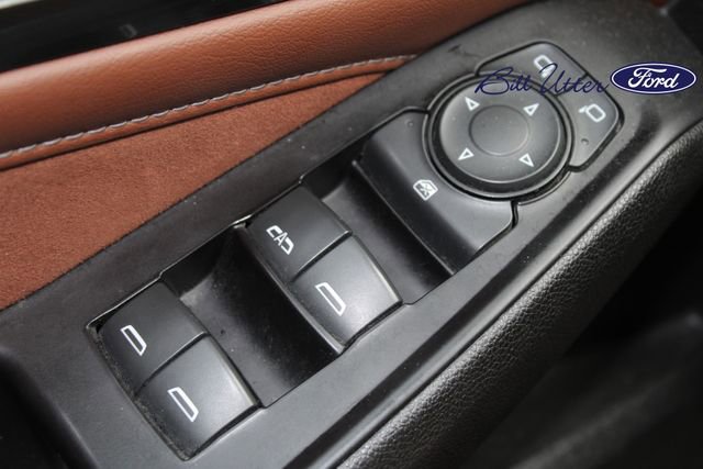 Used 2019 Chevrolet Traverse High Country image 24