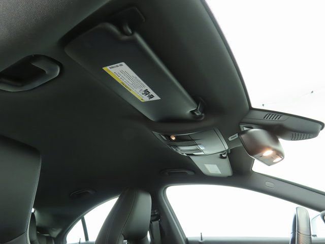 Used 2019 Mercedes-Benz CLA 250 image 18