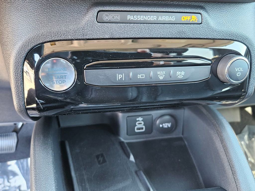 New 2026 Ford Escape SE w/ PHEV Premium Package image 19